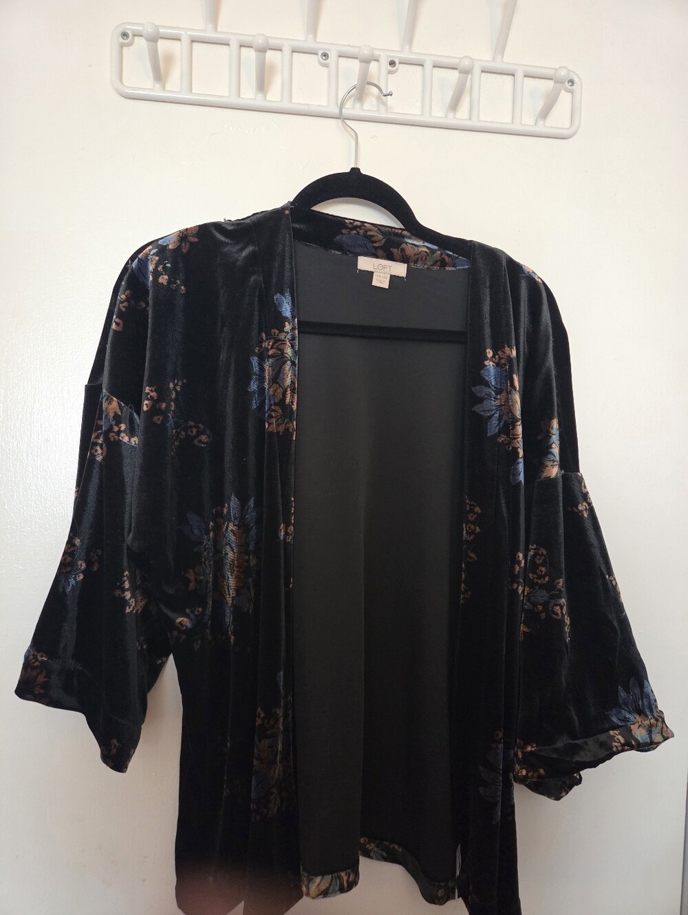 LOFT Black Floral Velvet Open Front Kimono Duster Cardigan One Size | Whimsigoth